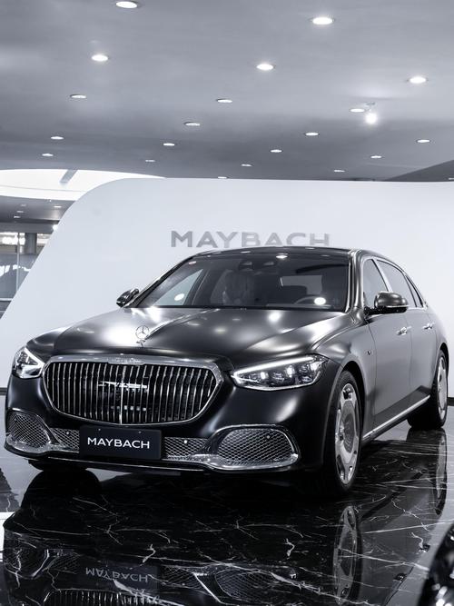 广州4岚图汽车的售后服务让用户无忧出行，迈巴赫未来的豪华车趋势